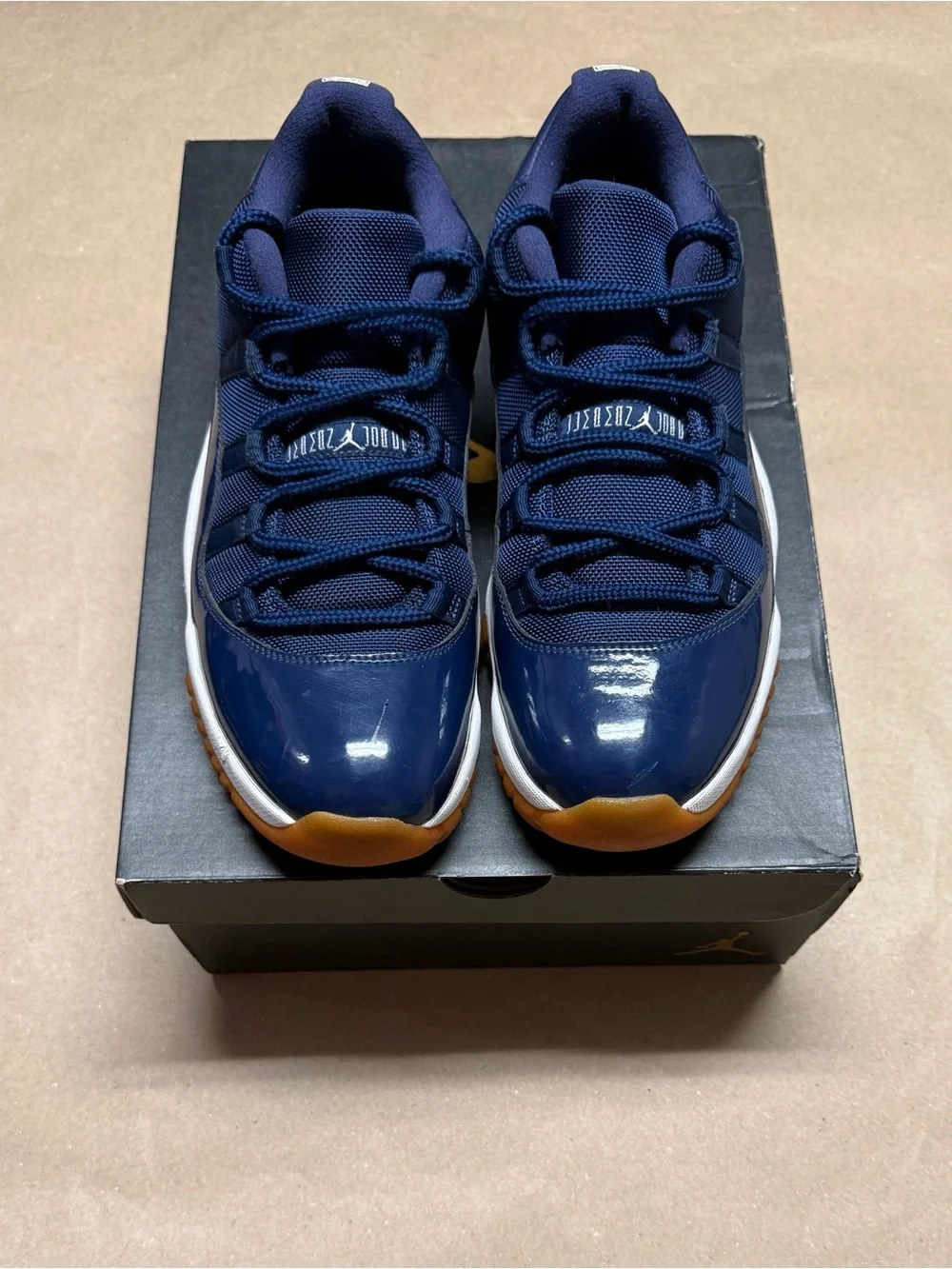 Nike Air Jordan 11 XI Retro Low Navy Gum Mens size 10.5 Basketball Shoes Rare!